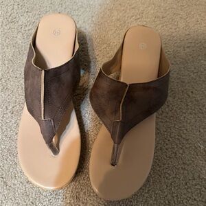 Elegant Brown Women's Sandals